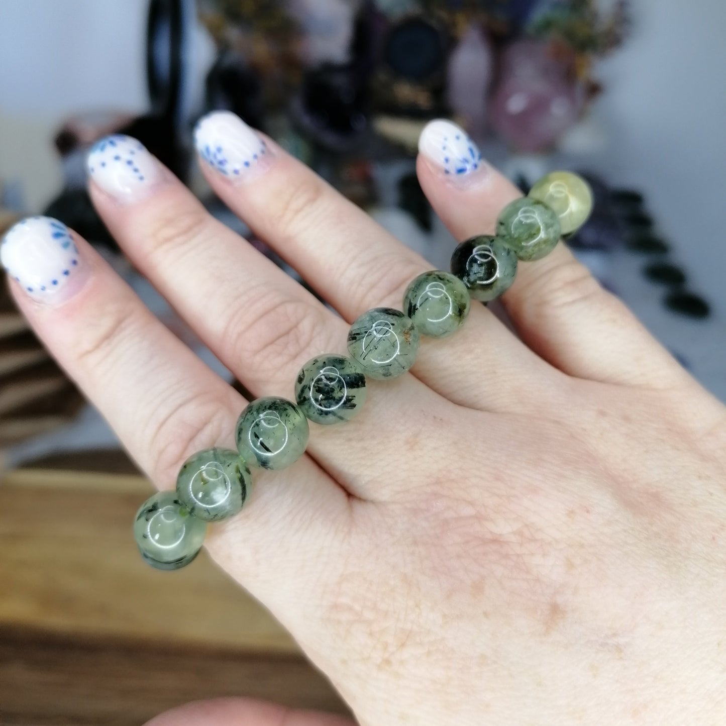 Green and black epidote and prehnite 10mm bead bracelet