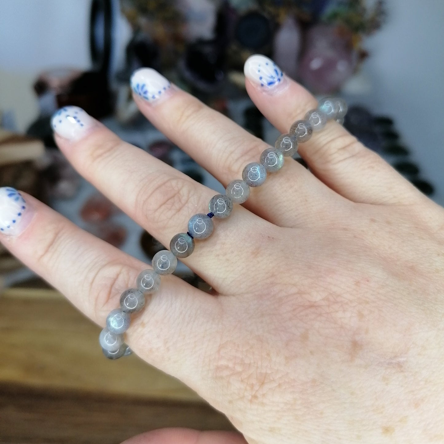 flashy labradorite 6mm Bead bracelet