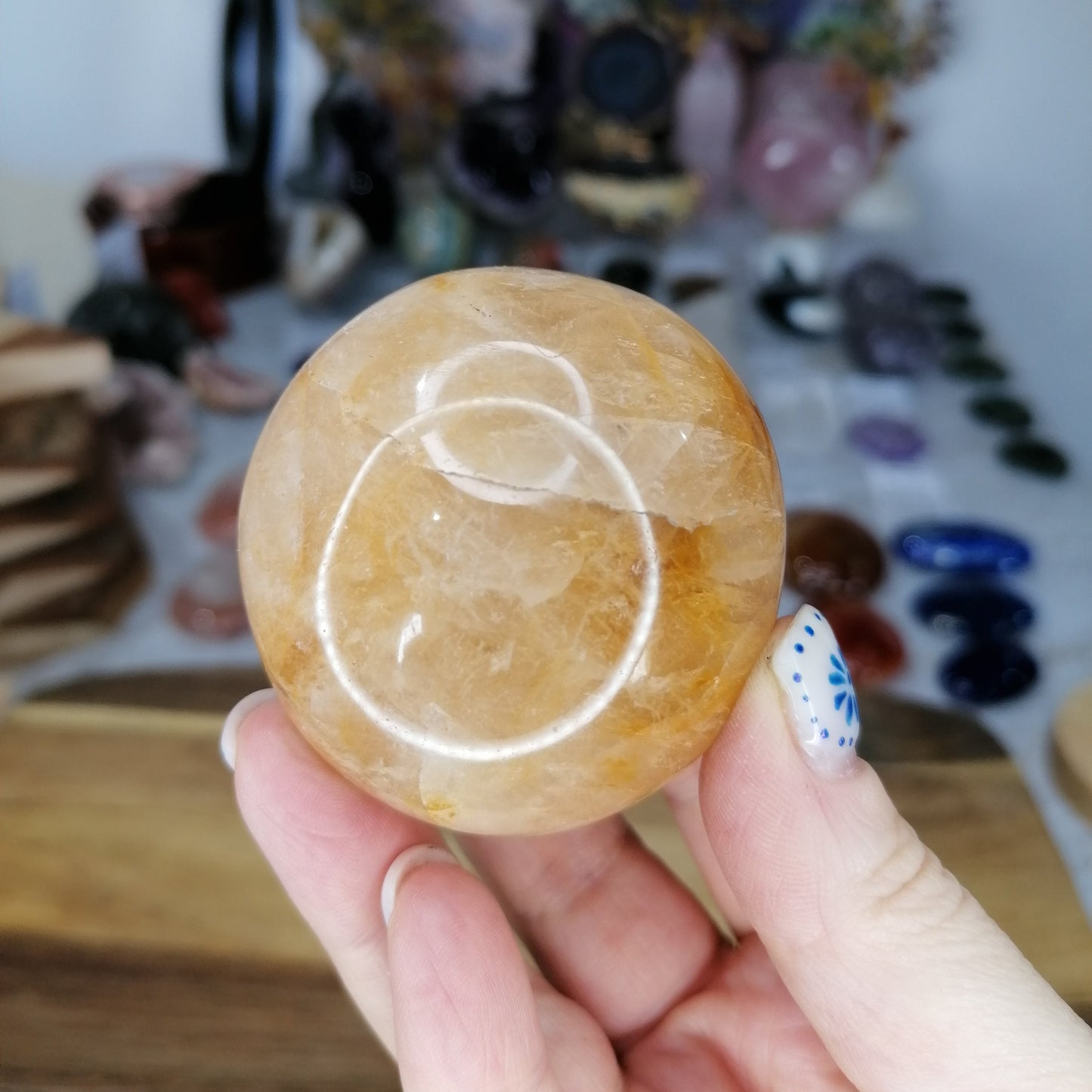 Golden Quartz Palm with light and dark shades of orange