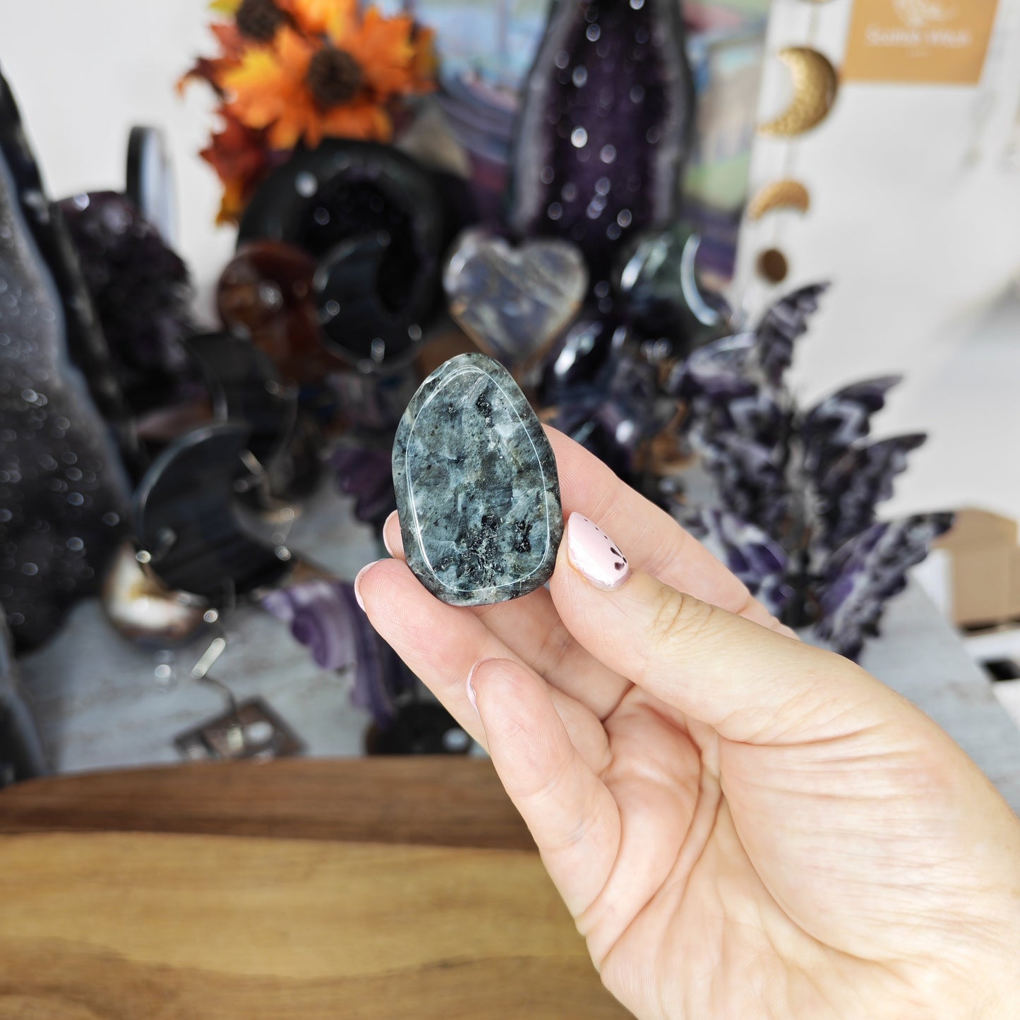 Larvikite Flashy Smoothstone