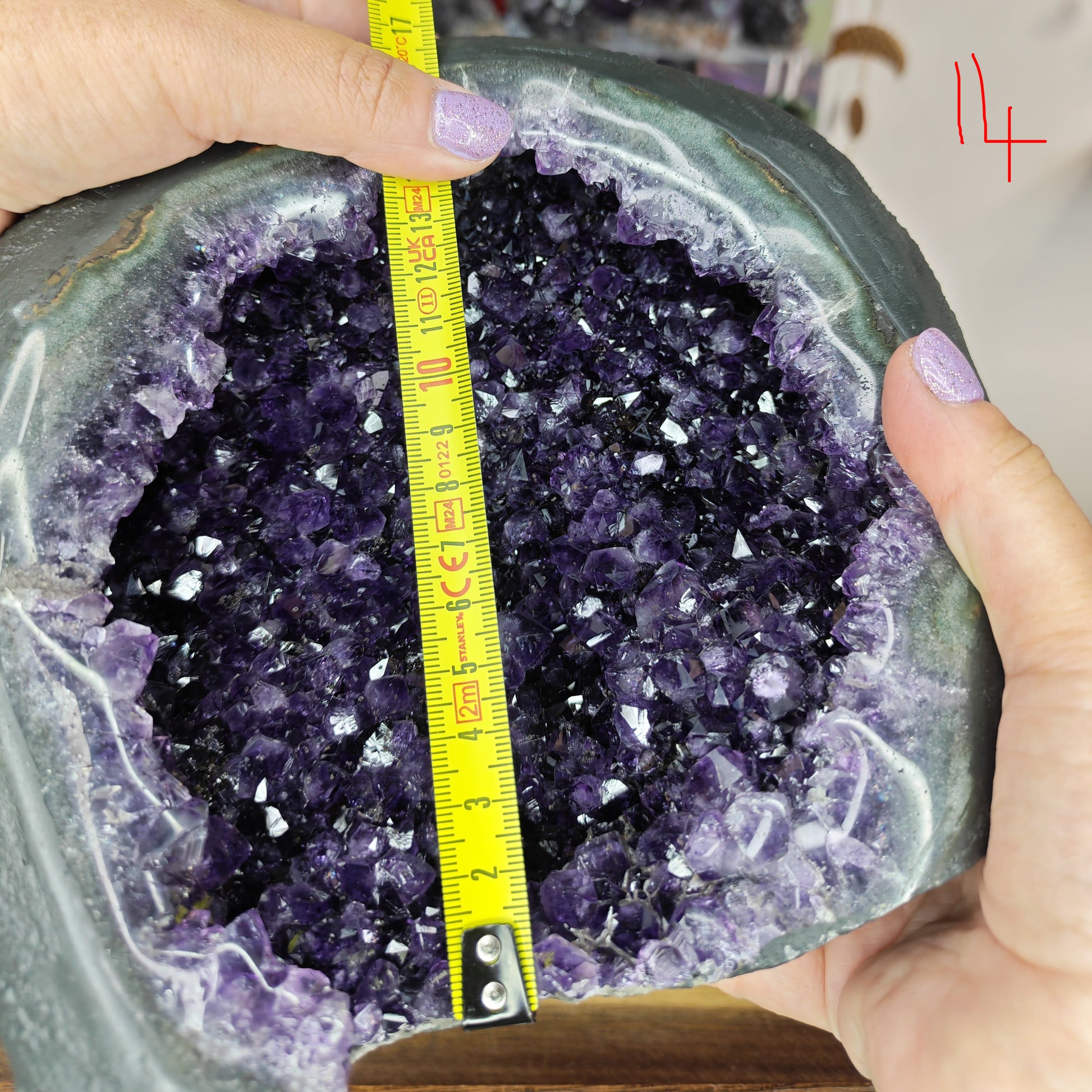 dark purple amethyst church height 17cm
