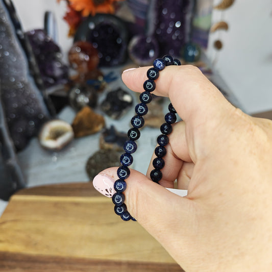 Blue goldstone beaded bracelet