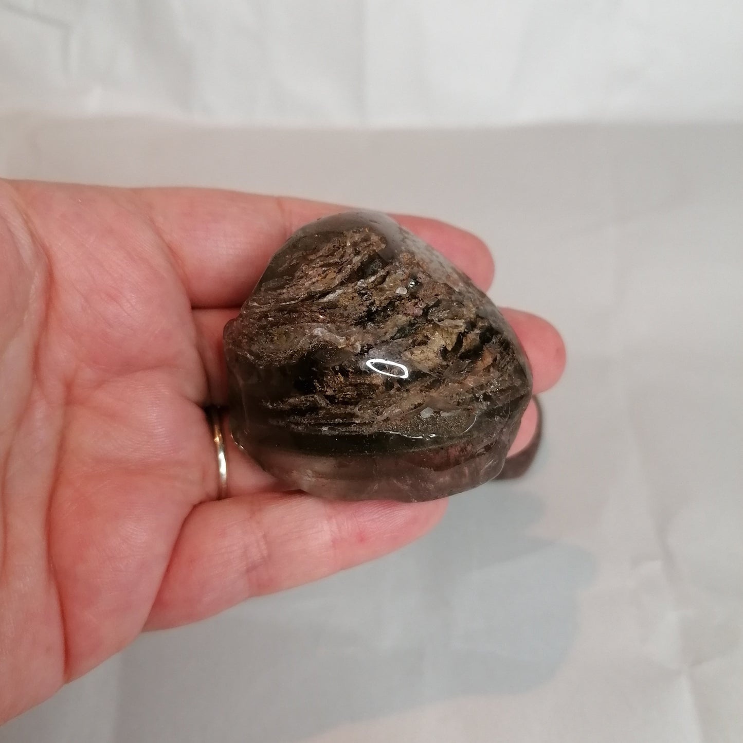 dark brown garden quartz with lighter brown inclusions