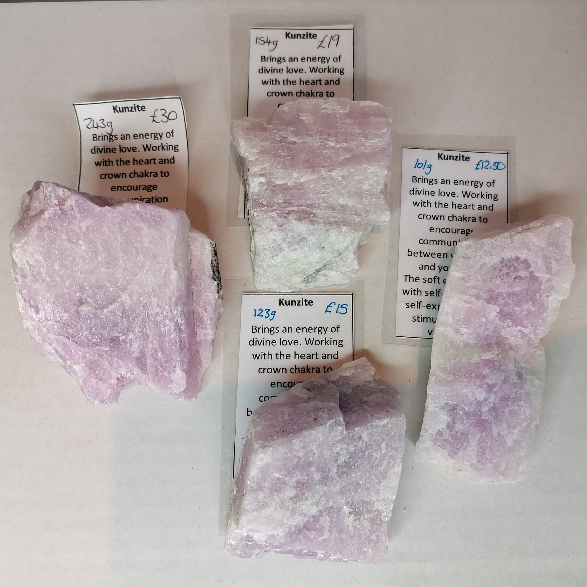 4 pieces of raw purple kunzite 