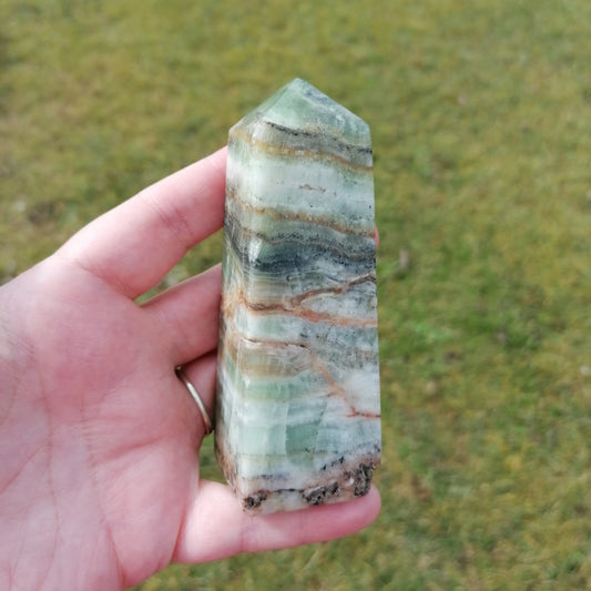 Green and brown kiwi calcite large tower