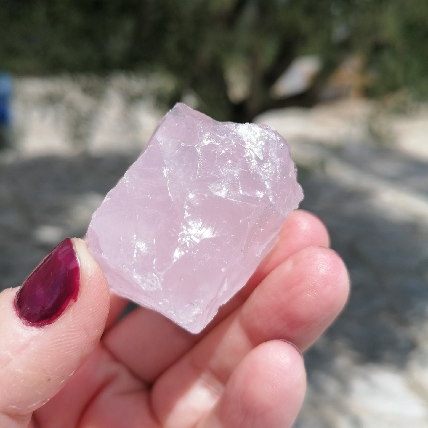 pink raw rose quartz chunk