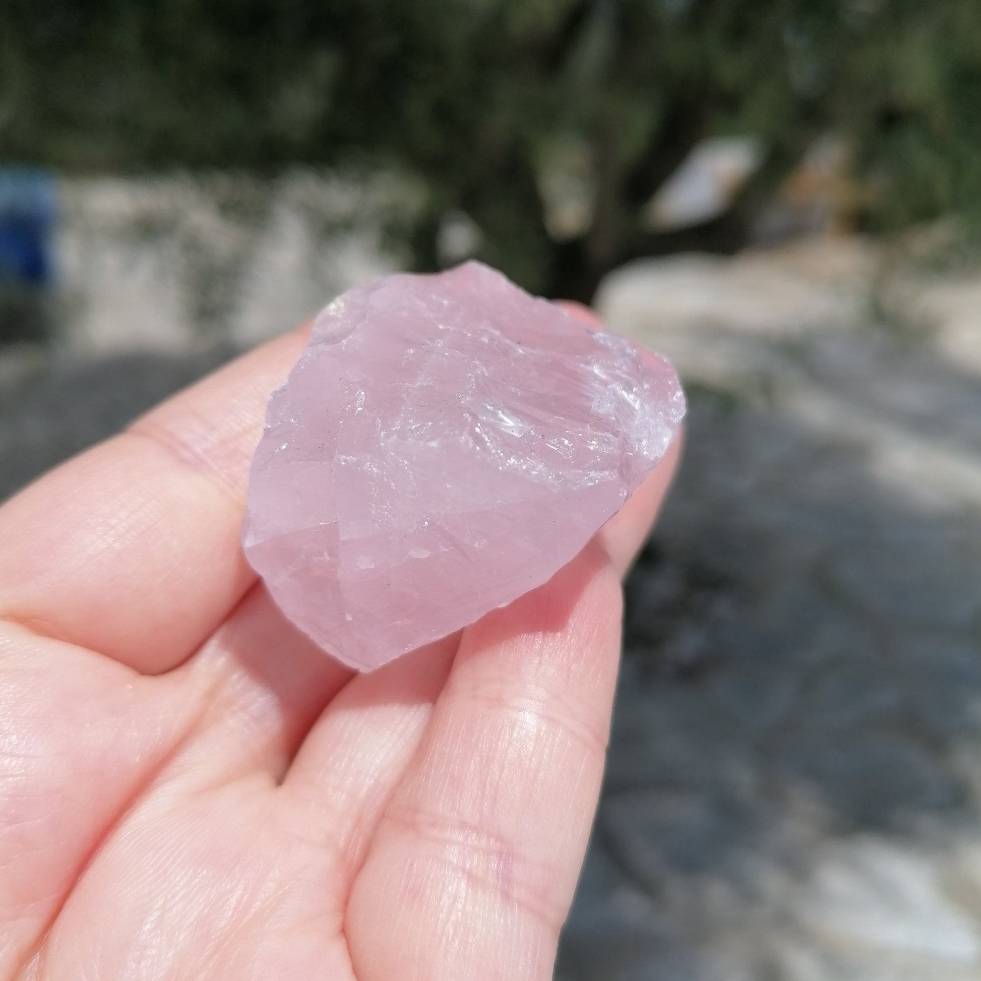 pink raw rose quartz chunk