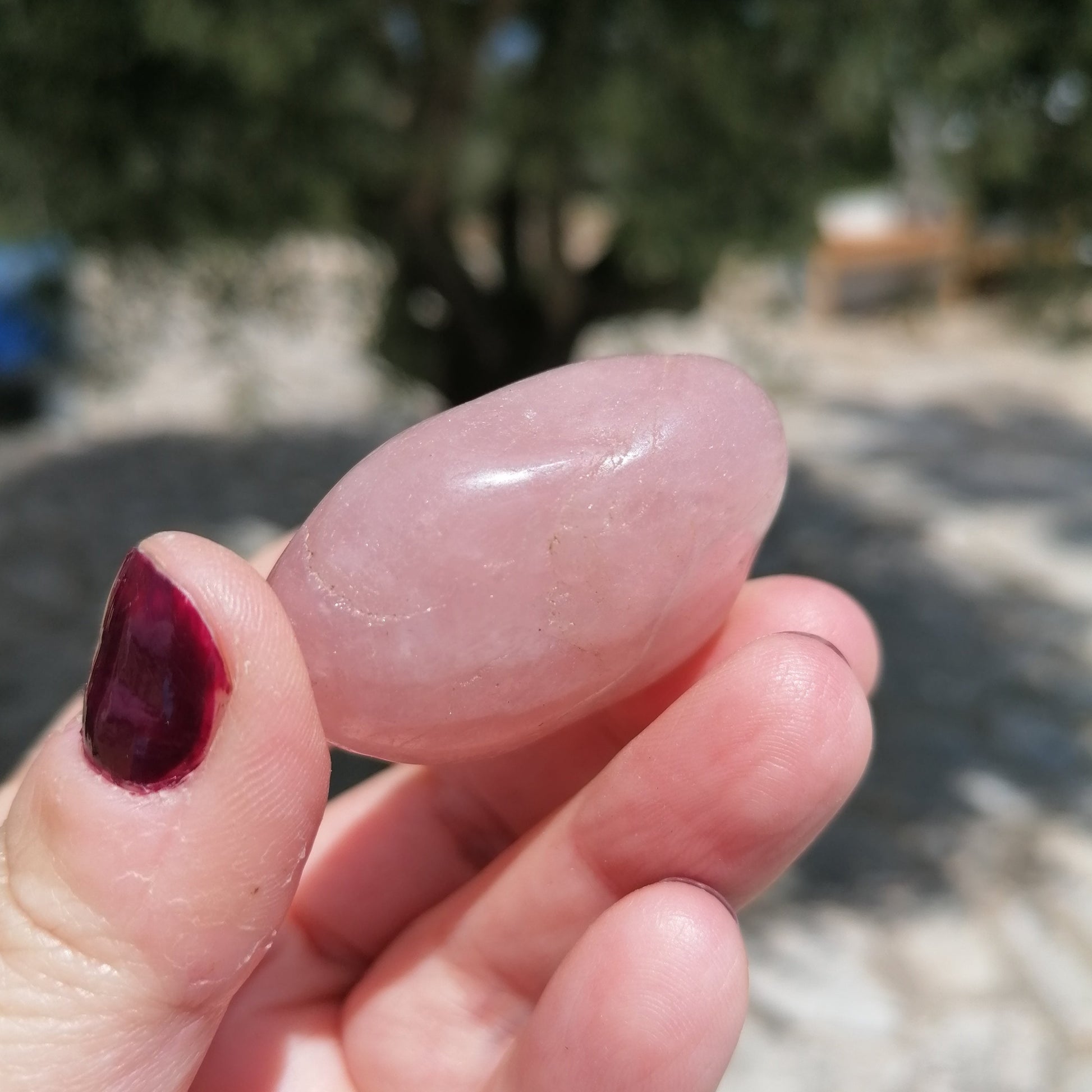 pink rose quartz crystal tumble