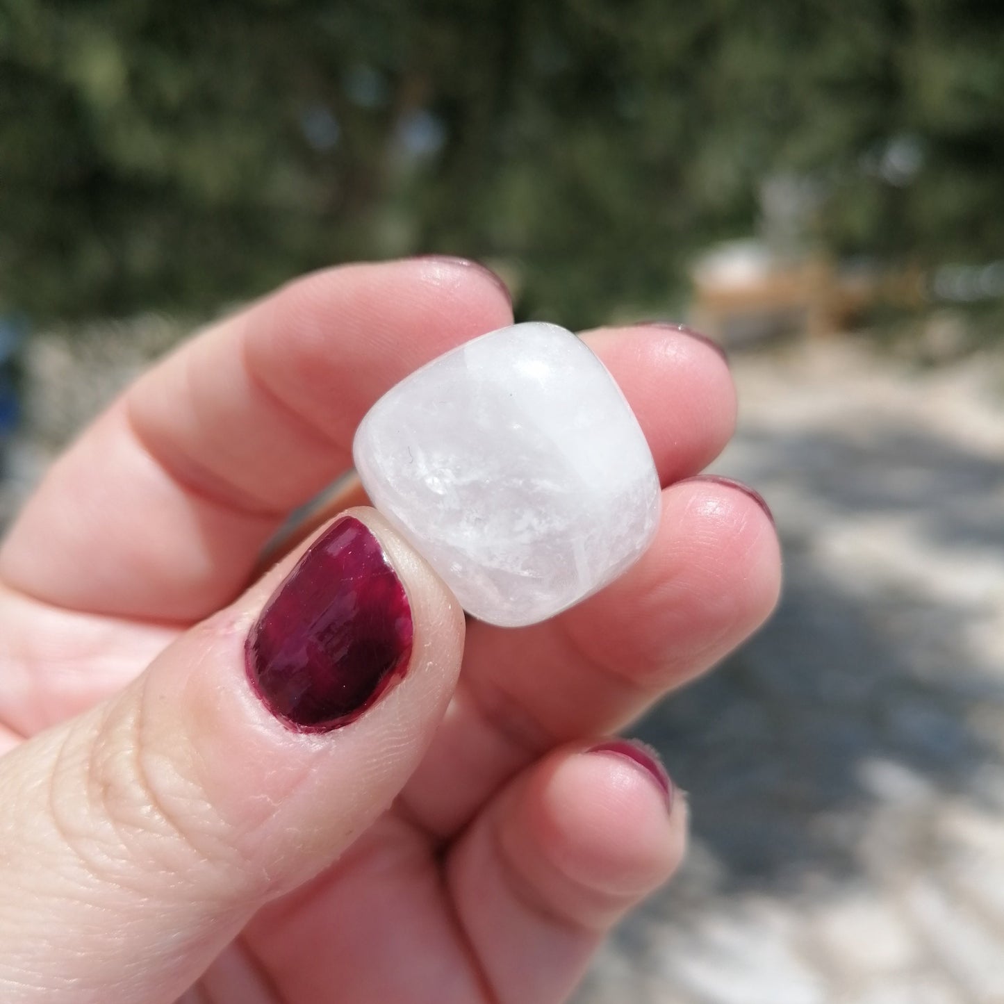 white snow quartz tumble