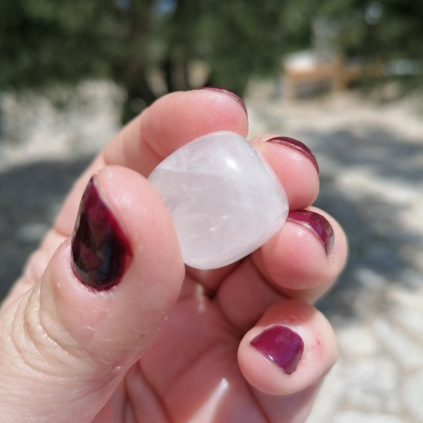 white snow quartz tumble