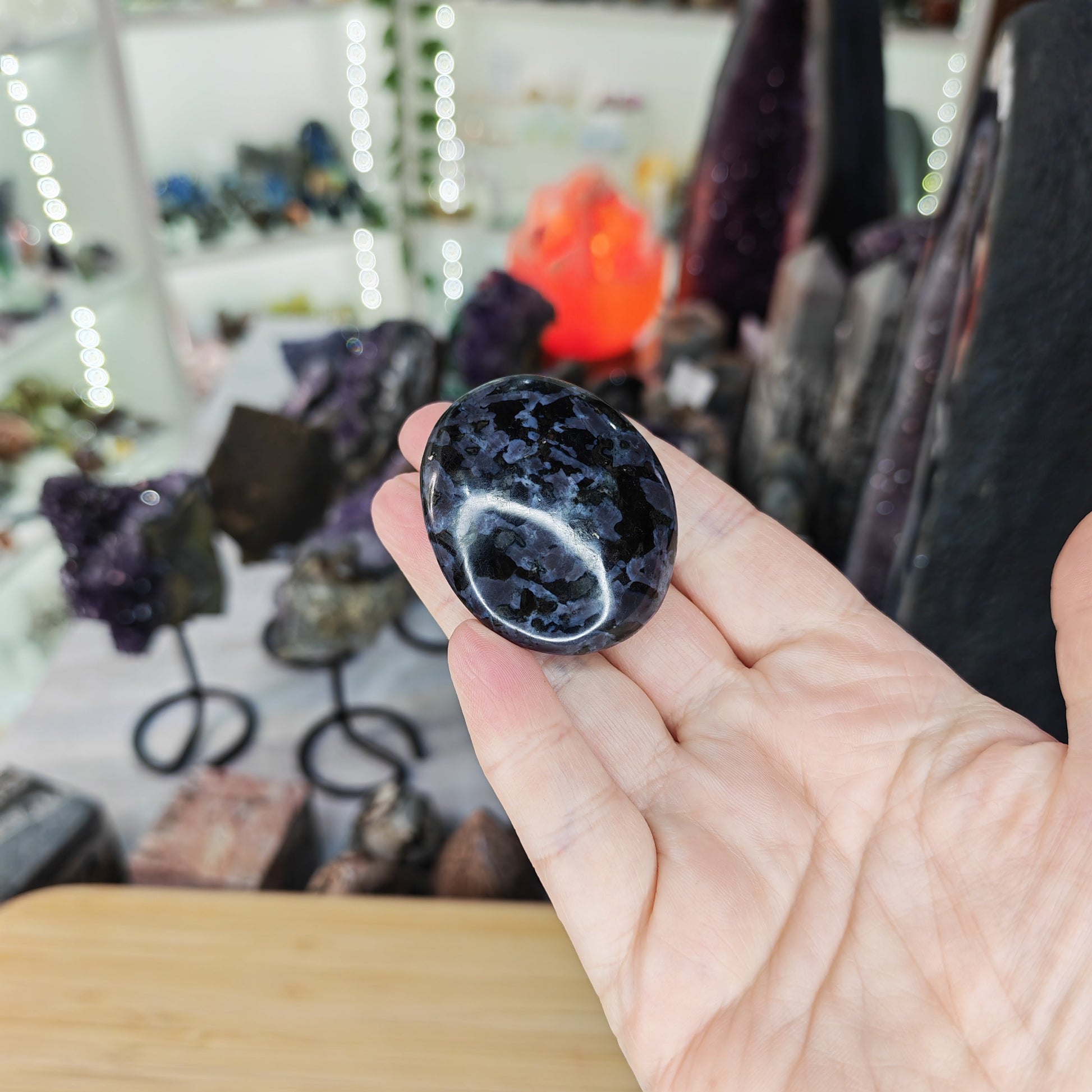 Indigo Gabbro Palmstone