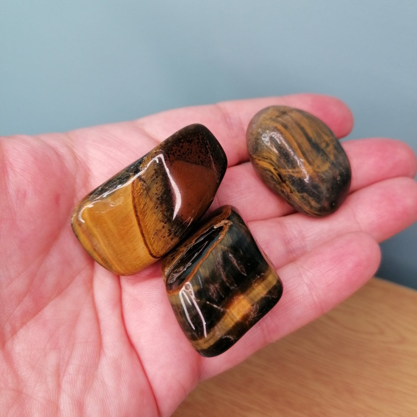 Large Gold and Blue Tigers Eye Tumble with flash