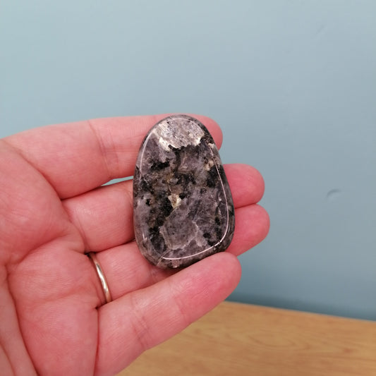 Larvikite in grey and black with silver flash