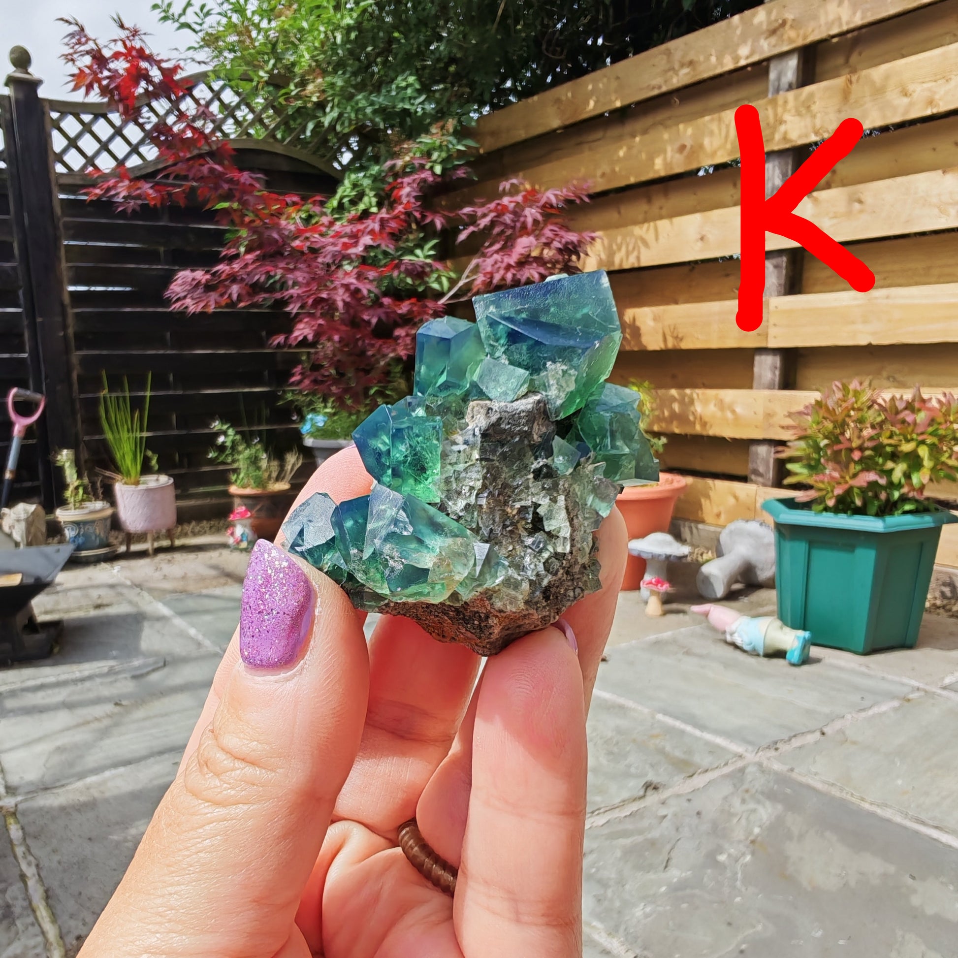 Pocket 42 UK Fluorite with green cubes and blue zoning