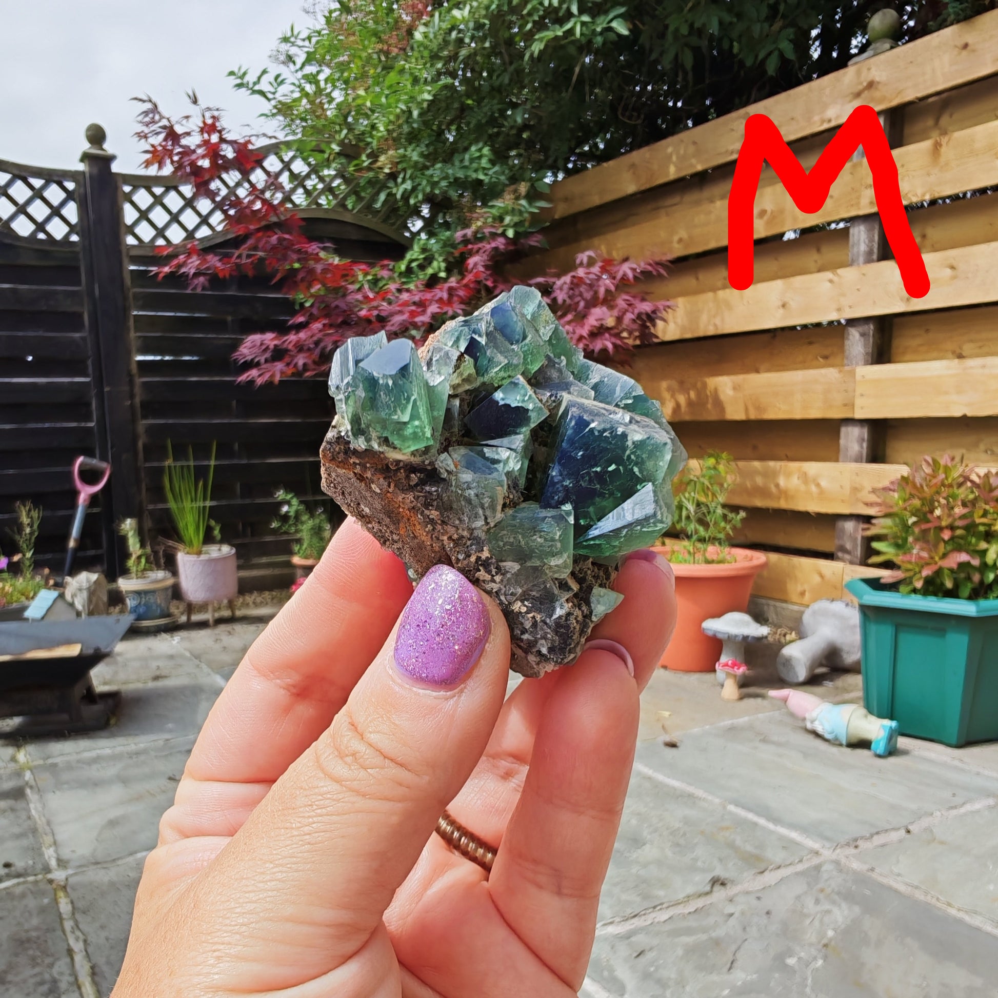 Pocket 42 UK Fluorite Option M with green cubes