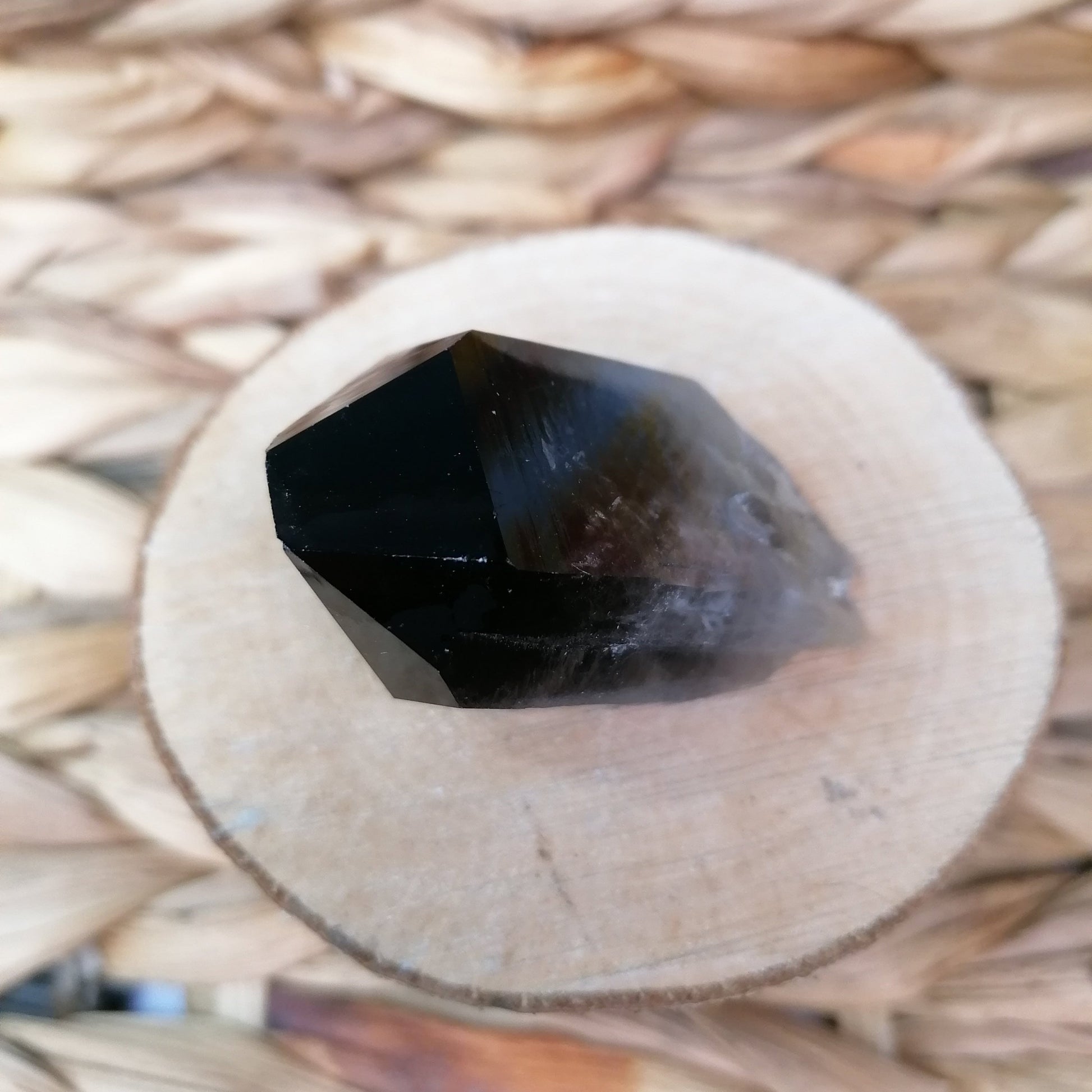 chunky dark brown smokey quartz point