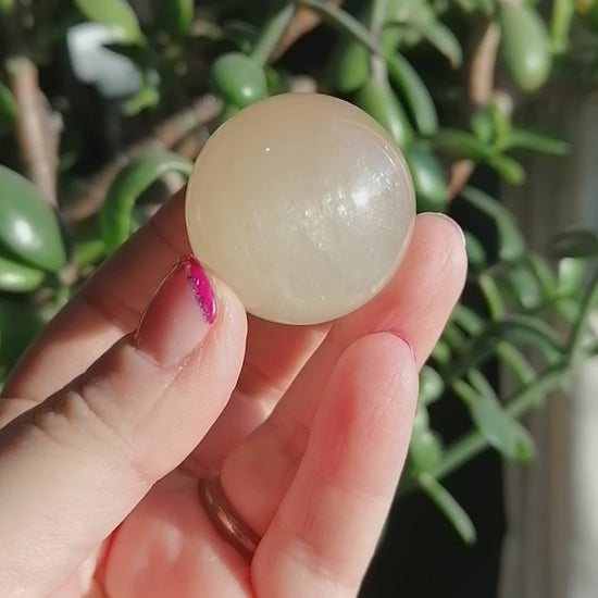 optical honey calcite sphere