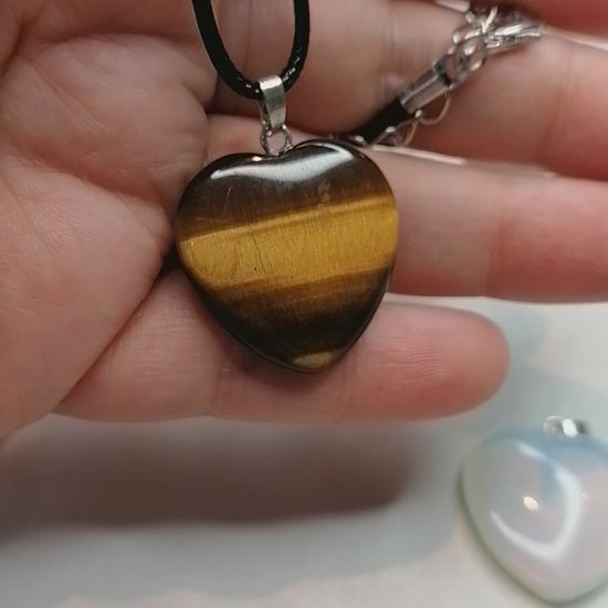 gold tigers eye crystal shimmering in the light