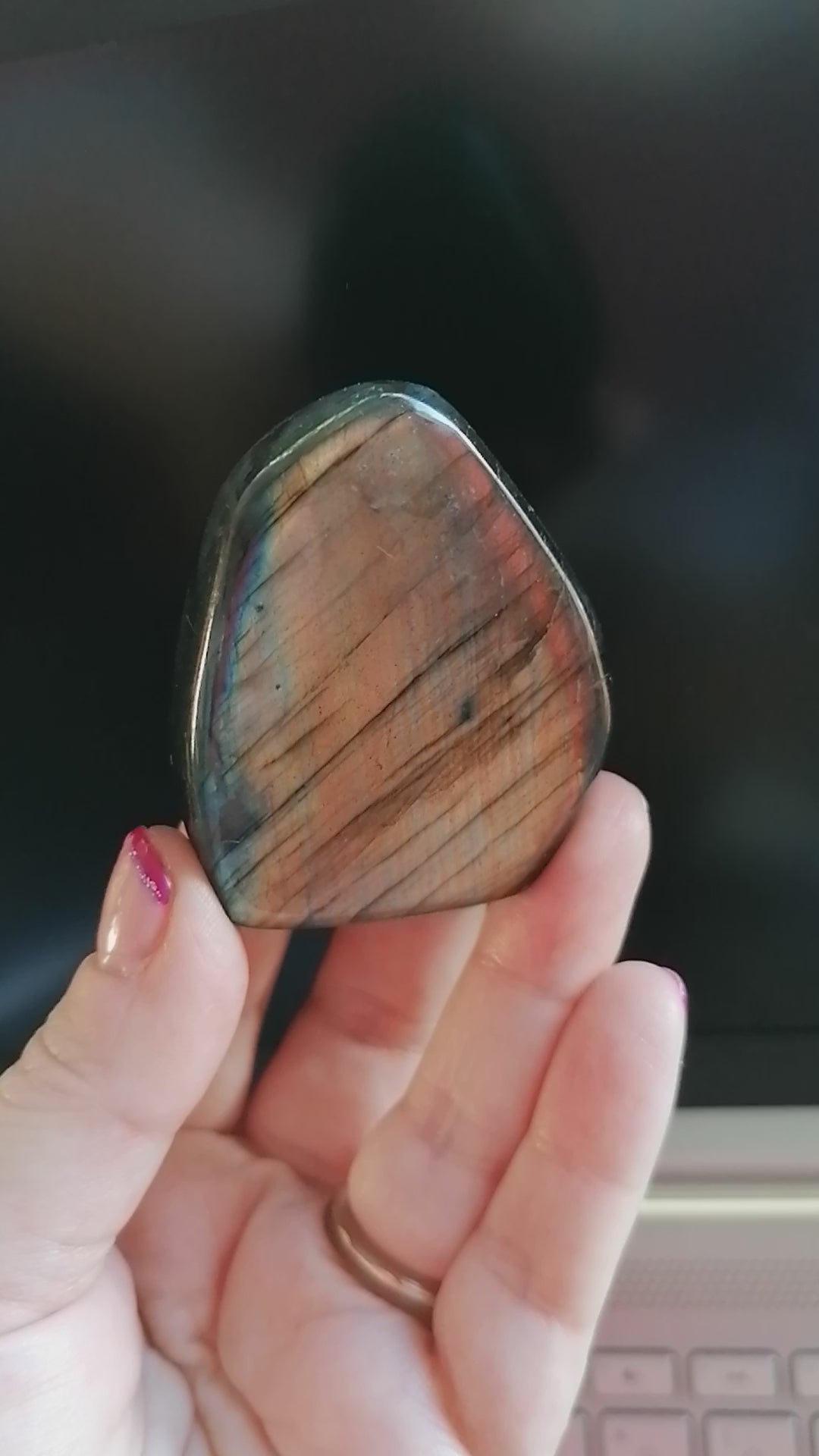 Labradorite freeform