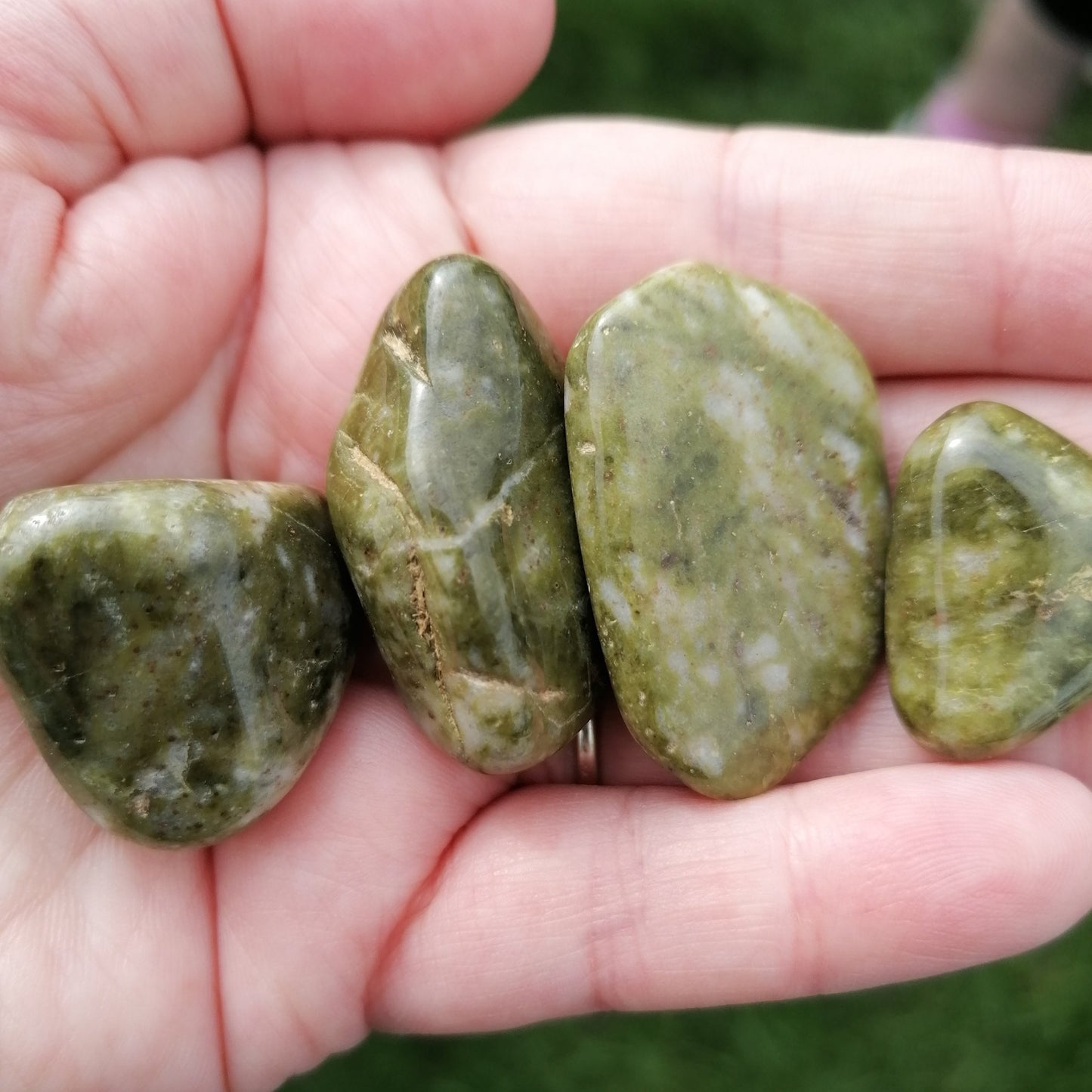 green and white epidot snowflake tumblestones