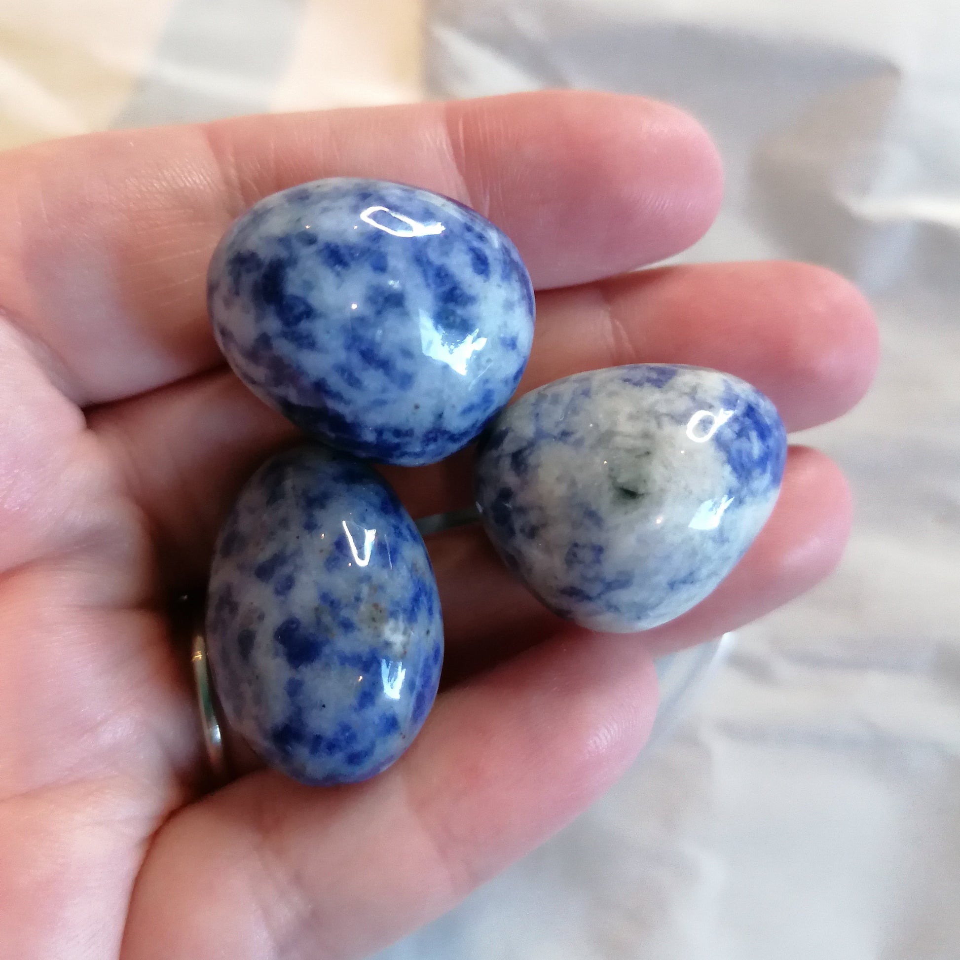 blue sodalite quartz crystal tumblestones