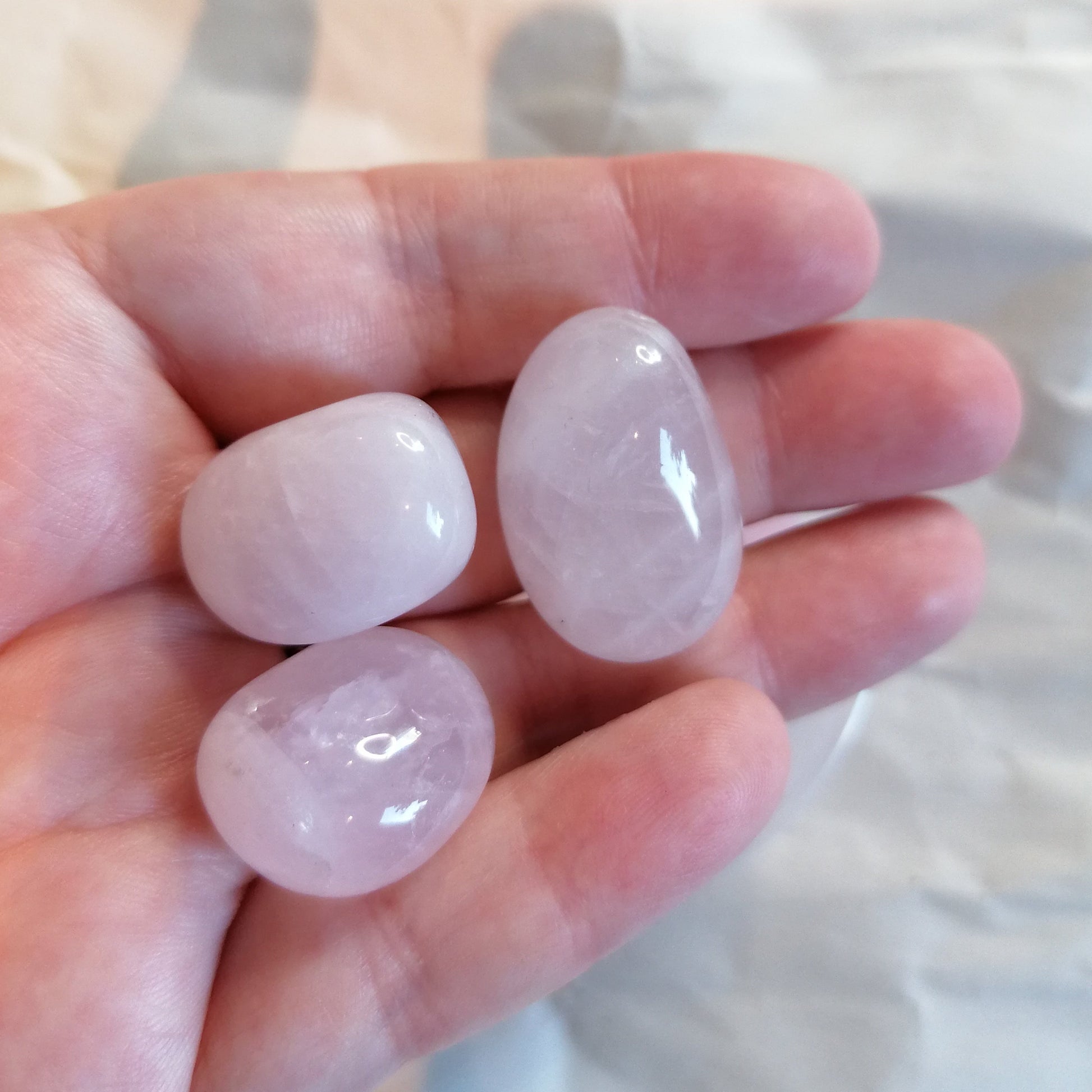 pink rose quartz crystal tumblestones